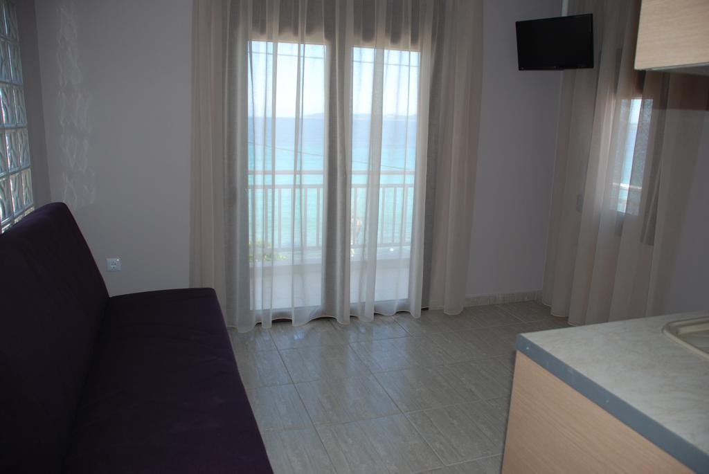 Marianna Apartments 네아 로다 객실 사진